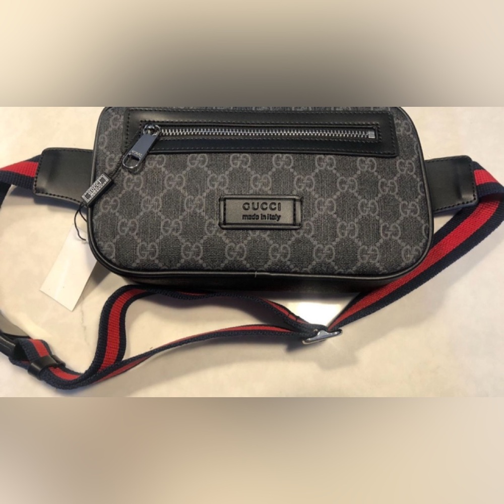 Black Red stripe Belt Toiletries Bag Tote Storage Organizer NWOT
